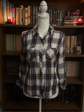 a.n.a Plaid Button-Down Shirt in Navy and White